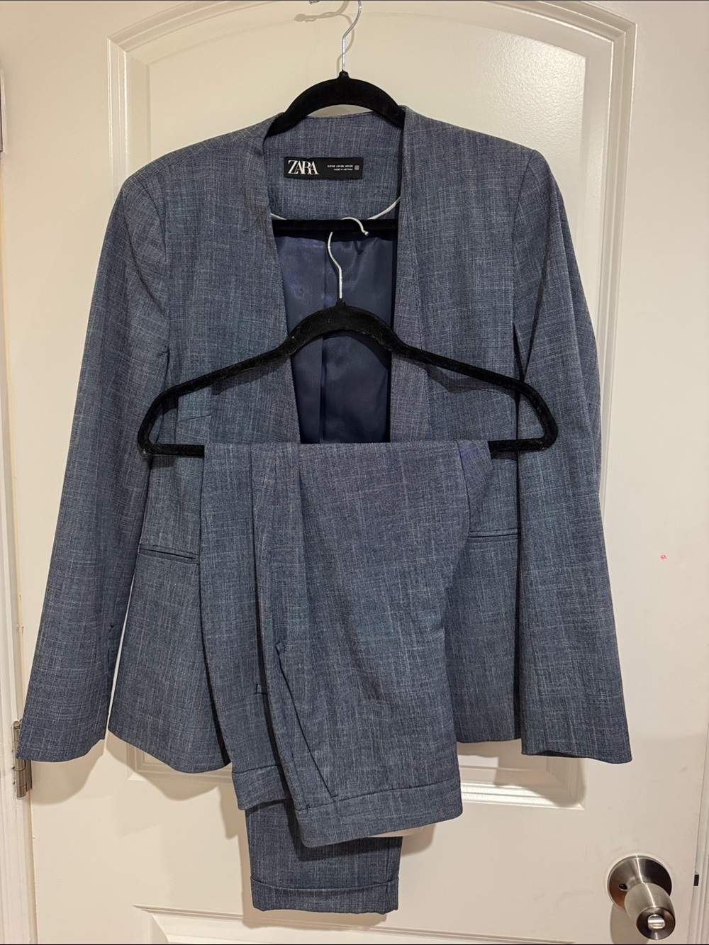 Zara Women’s Blue Textured Blazer & Pants Set
